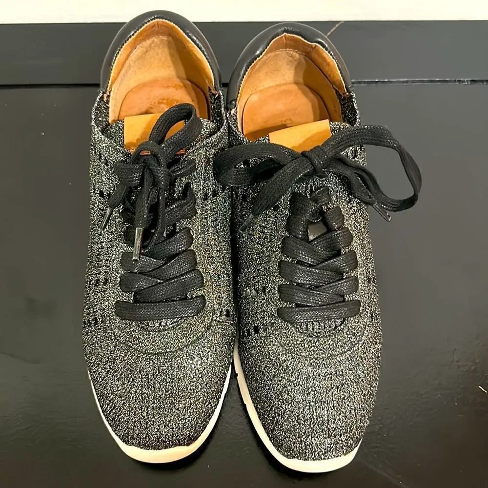 Gentle Souls Raina Lite Knit Black Metallic Sneakers Sz 7.5